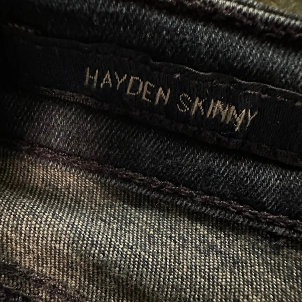 Womens Lucky Brand Hayden Skinny jeans mid-rise Size 4/27 dark Blue wash 31x30